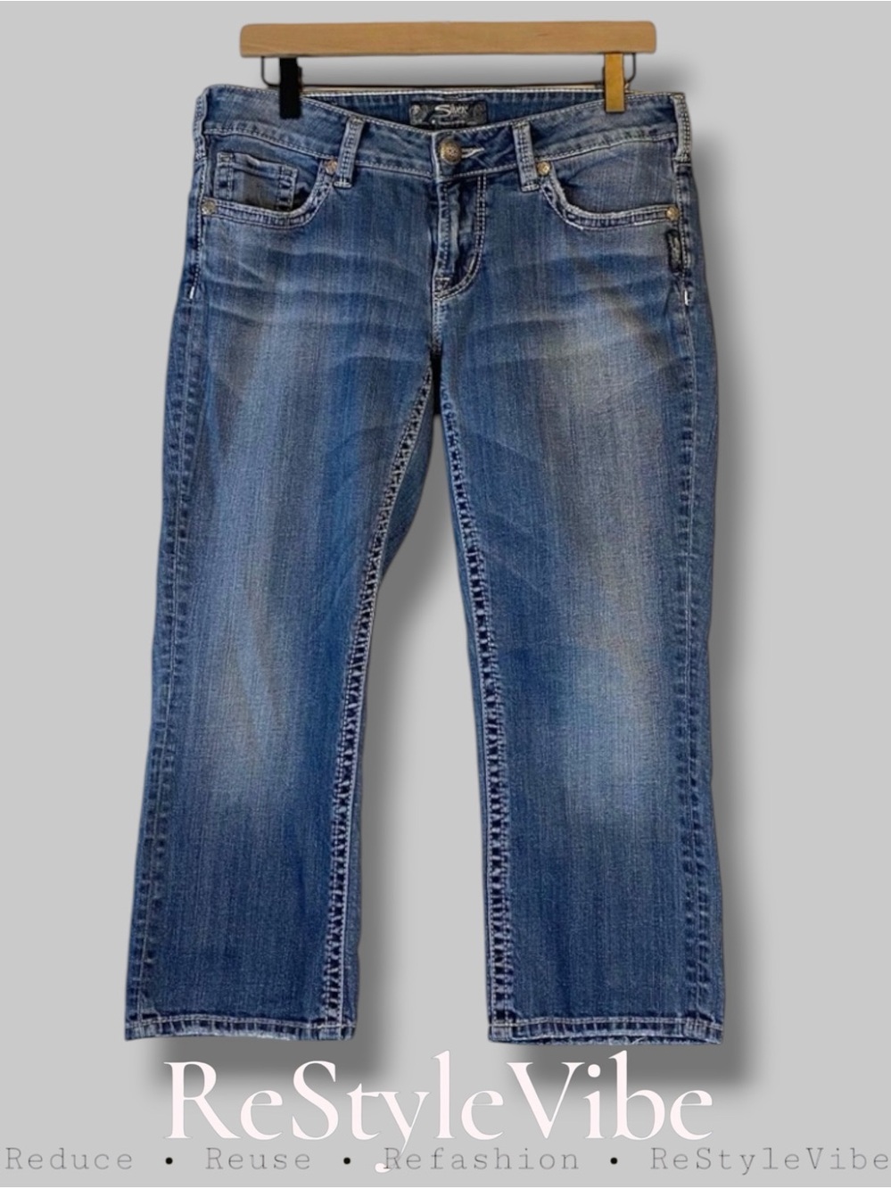 SILVER JEANS Women’s Size 29 W29 Denim Aiko Capri Style Cropped Fit Stretch